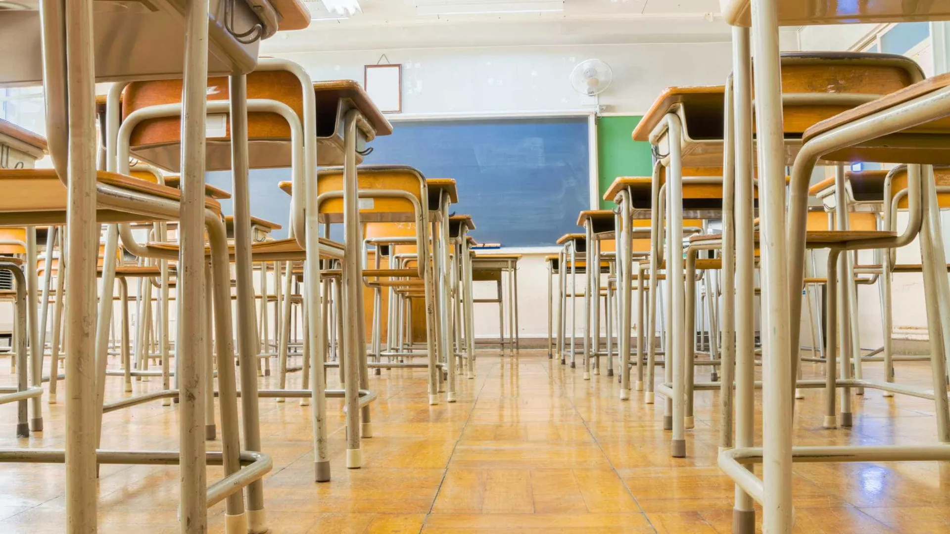 1 em cada 5 cidades do país não oferece educação básica para adultos