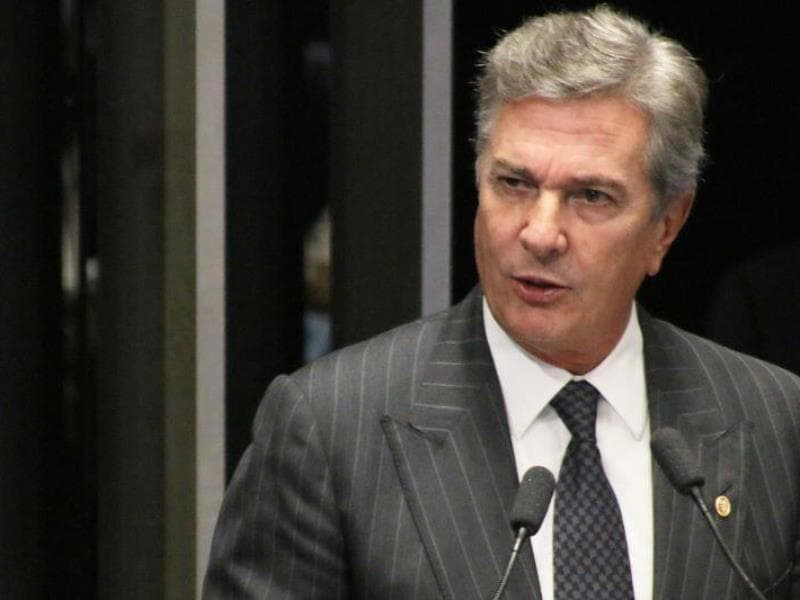Alexande de Moraes concede prisão domiciliar a Fernando Collor