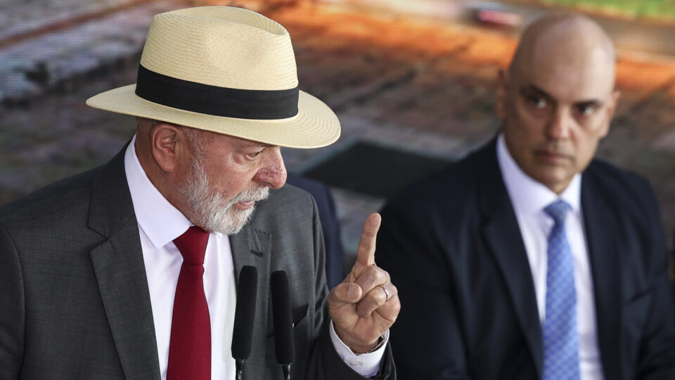 Lula está dependente do STF e tensão com Congresso cresce