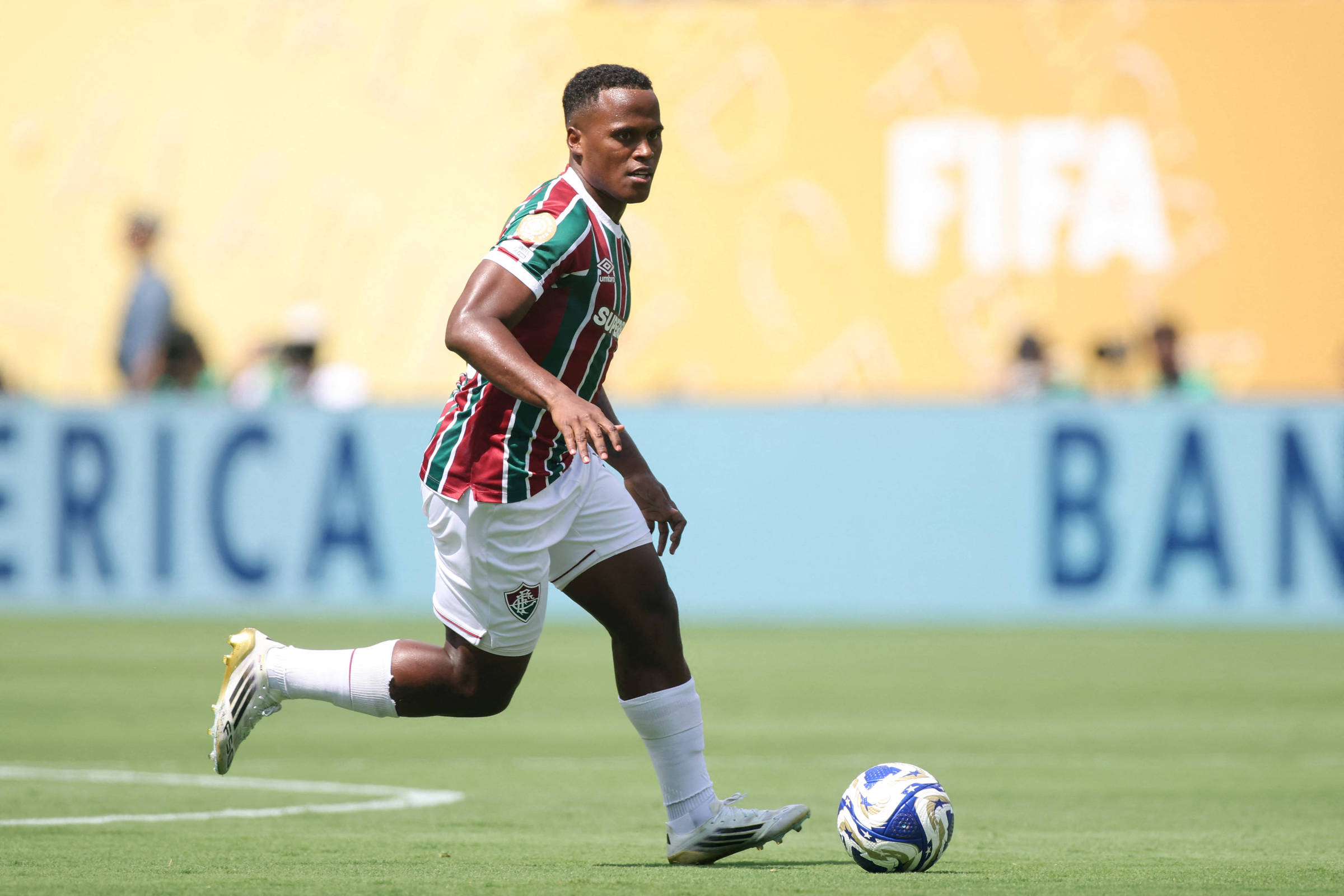 O futebol brasileiro ficou mais forte - 08/07/2025 - Tostão