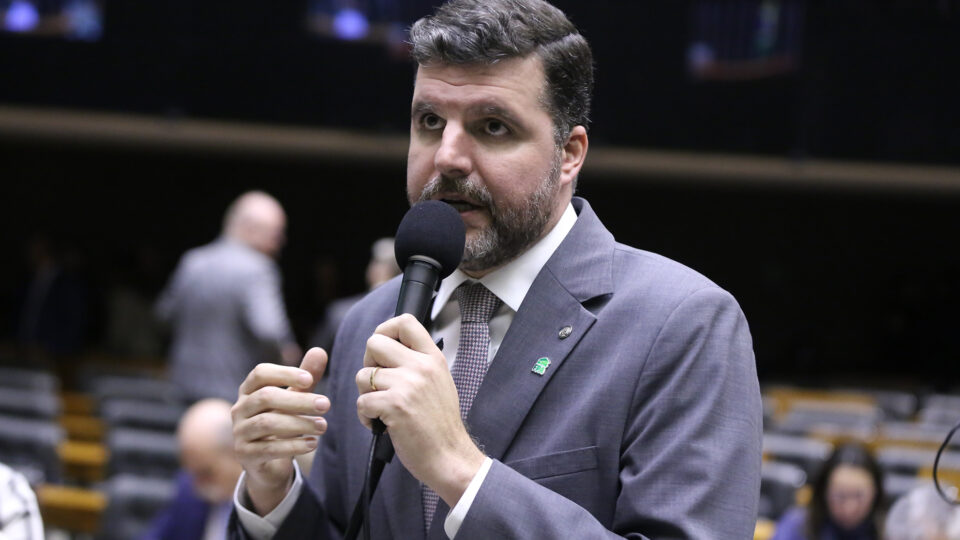 Para FPA, Plano Safra é "propaganda" e produtor paga conta