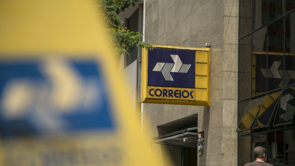 Correios têm prejuízo de mais de R$ 4 bilhões