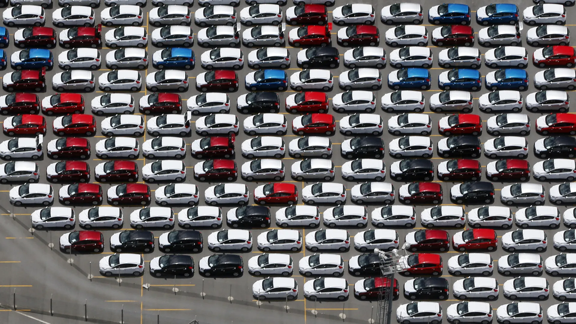 Operação desvenda golpe de quase R$ 6 milhões em compra de automóveis