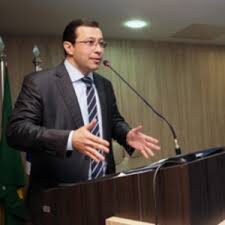 Picture of Prof. Dr. Vladmir Oliveira da Silveira