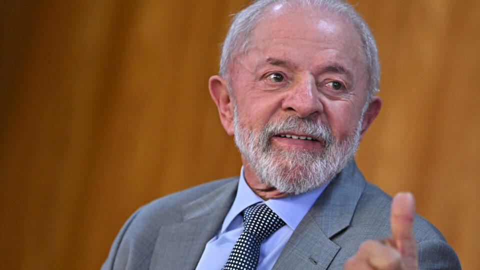 pessimismo sobre a economia brasileira cresce para 45%