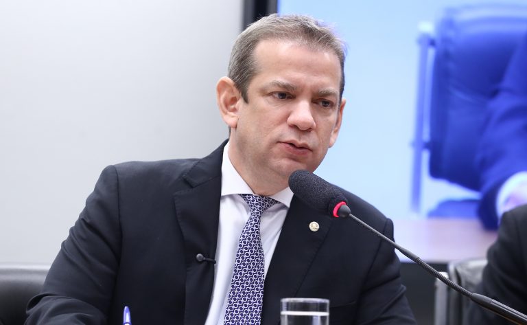 Audiência Pública - Ocorrência de irregularidades nos empréstimos consignados do INSS. Dep. Castro Neto (PSD - PI)