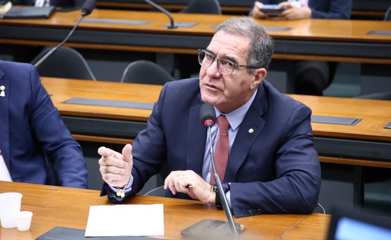 Audiência Pública - PEC nº 14, de 2021 - Sistema de Proteção Social e Valorização dos Agentes Comunitários de Saúde e Agentes de Combate às Endemias. Dep. Luiz Gastão (PSD-CE)