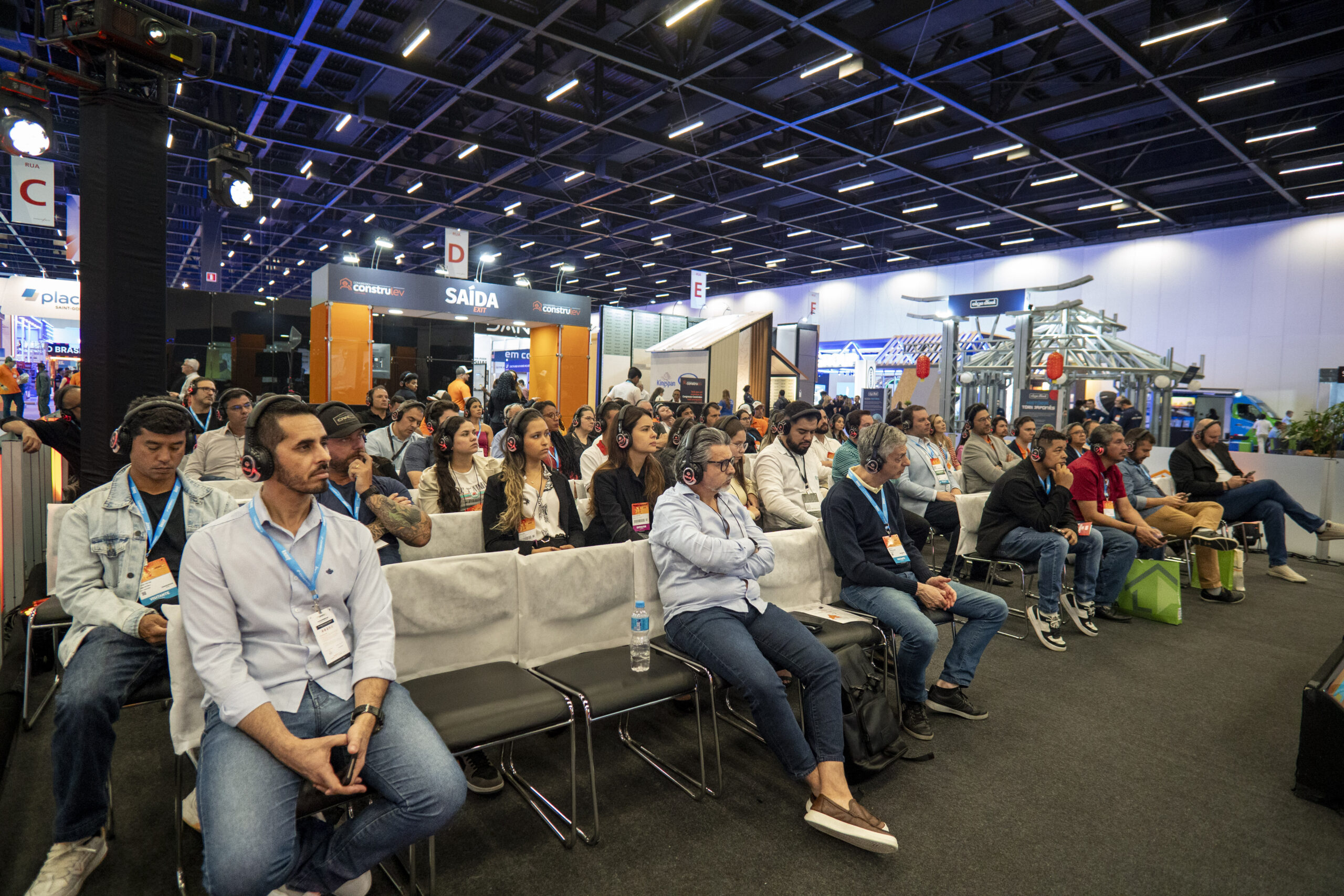 CONSTRULEV25 -061125 -14h52'-MIK05160