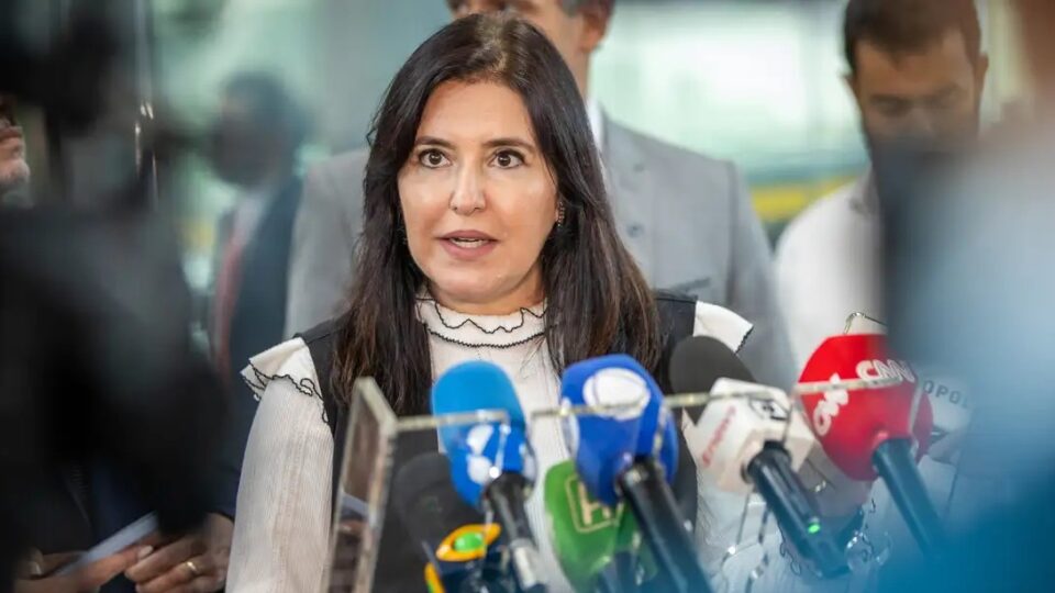 Governo reduz projeção do salário mínimo para R$ 1.627