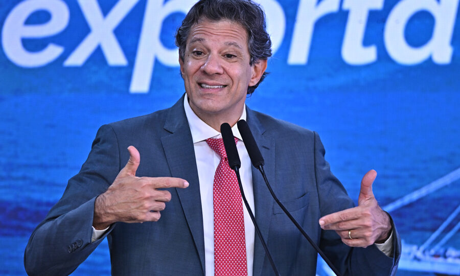 Haddad diz que falar em crise fiscal é "delírio"