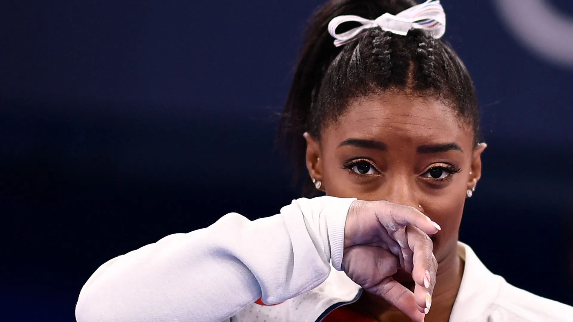 Simone Biles conta problemas com implantes de silicone e admite susto após cirurgia