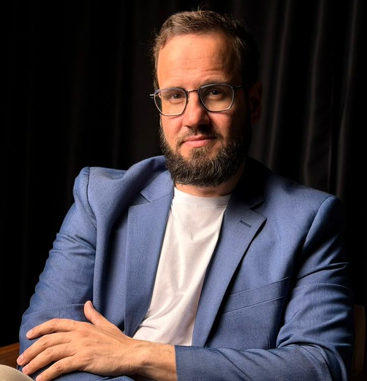 WhatsApp Image 2025-12-16 at 18.41