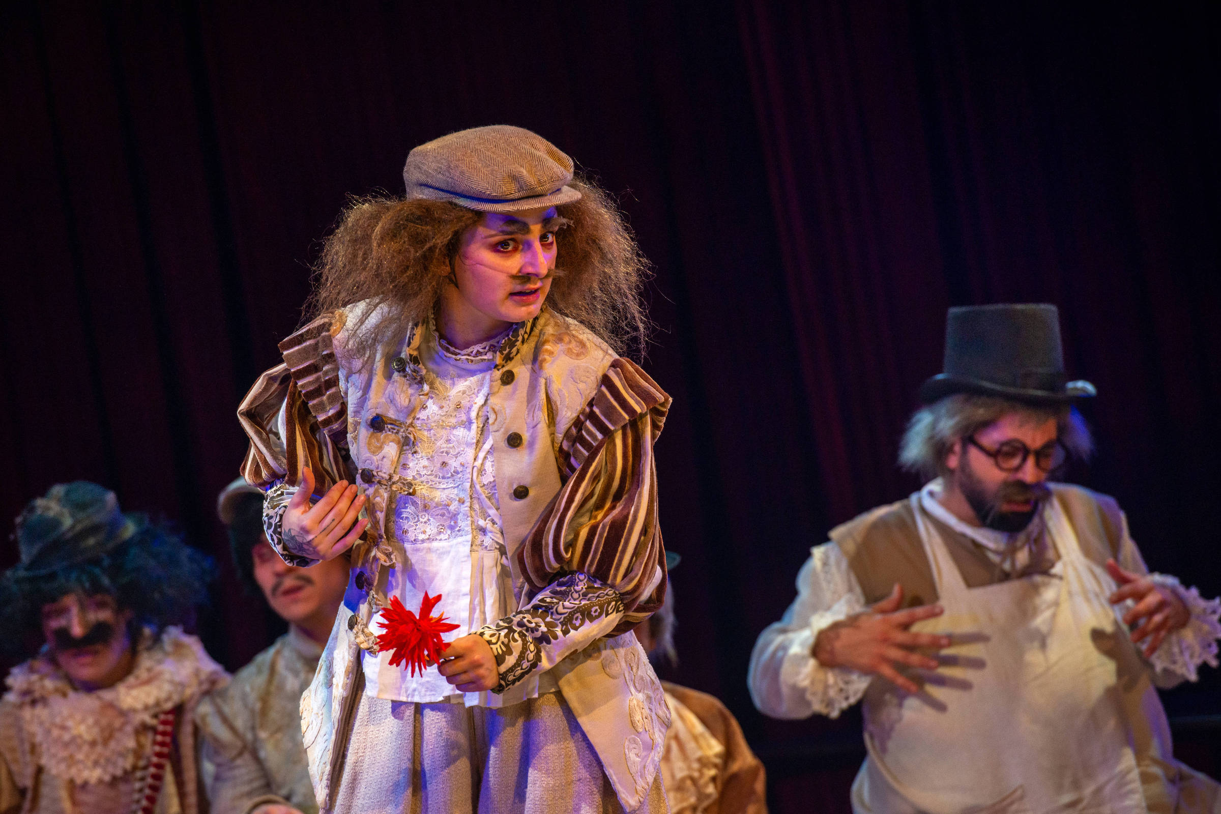 Ave Lola leva Shakespeare ao Sesc Santo Amaro - 26/03/2026 - Mise-en-scène