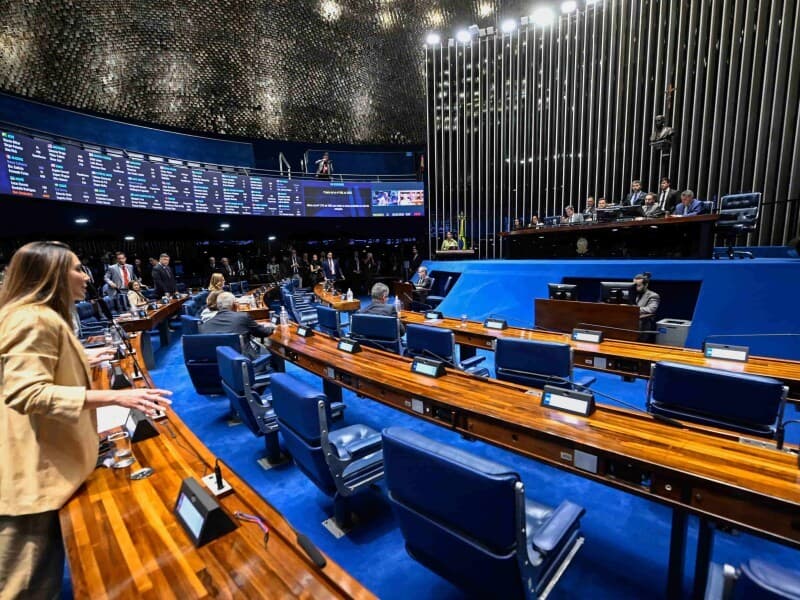 Pauta da semana no Senado tem defesa da mulher e separação municipal