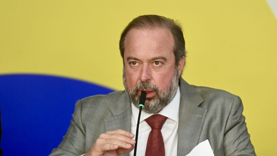 Governo quer pena de até 5 anos para aumento abusivo dos combustíveis