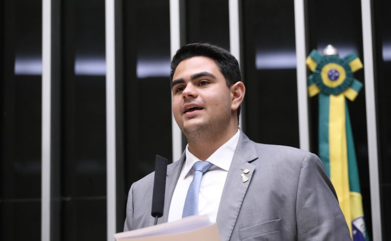 Discussão e votação de propostas legislativas. Dep. Icaro de Valmir (PL - SE)