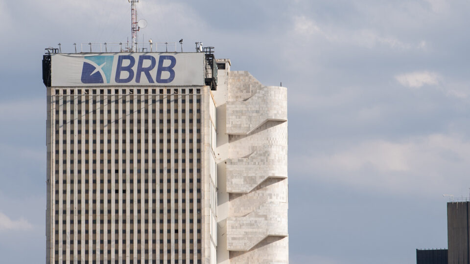 BRB pedirá aval de acionistas para processar ex-dirigentes envolvidos no caso Master