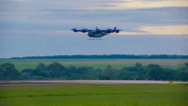 Embraer bate recorde de receita e lucra R$ 1,11 bilhão no 2º trimestre do ano