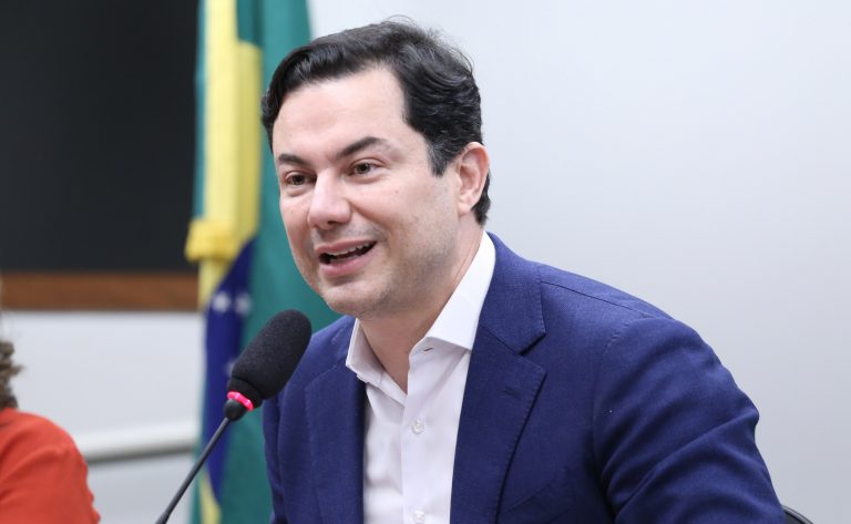 Deputado Clodoaldo Magalhães (PV-PE) fala em comissão da Câmara dos Deputados